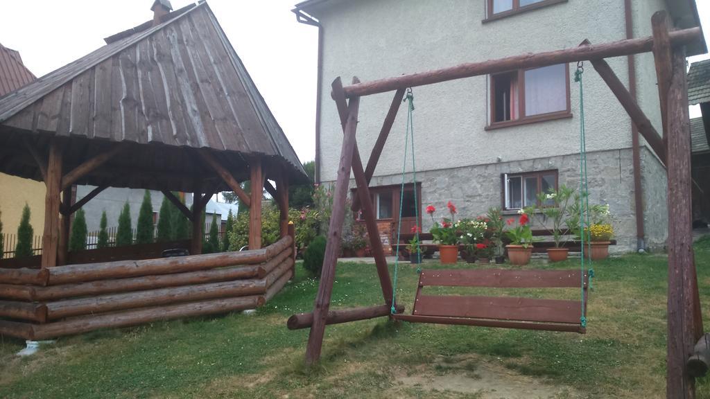 Pokoje Goscinne U Krysi Mizerna المظهر الخارجي الصورة